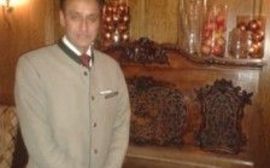 Harkrishan Marwah has been a porter at the Platzl Hotel since 1996.