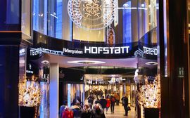 An exterior shot of the Hofstatt as a promenade for locals and visitors in Munich's Old Town.