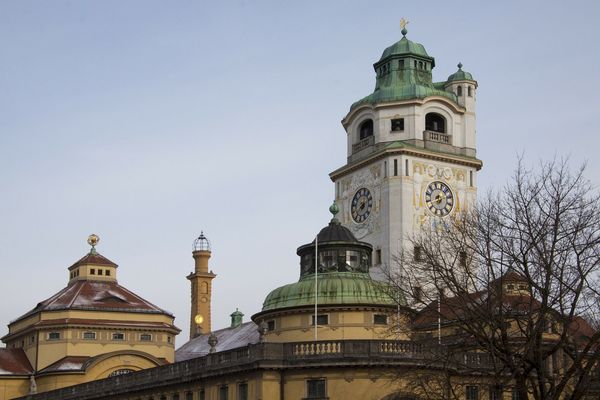 Panoramablick über München, im Zentrum steht das deutsche Museum