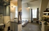 Einzelzimmer Anna mit Bett und Bad im Marias Platzl Boutique Hotel München